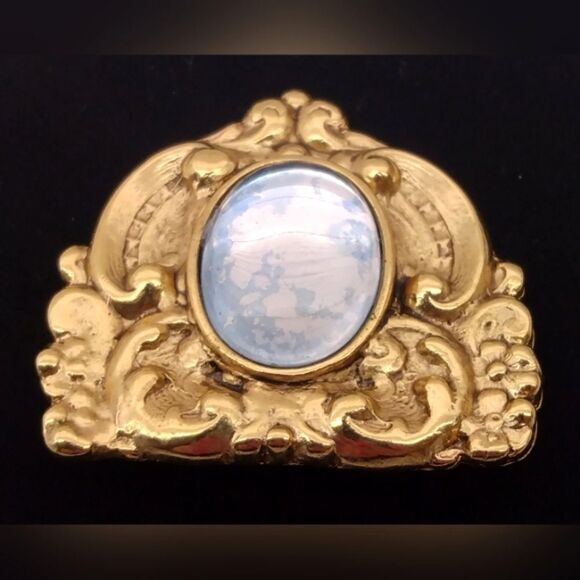 Elegant Gold Brooch with Blue Stone Vintage - Picture 5 of 9